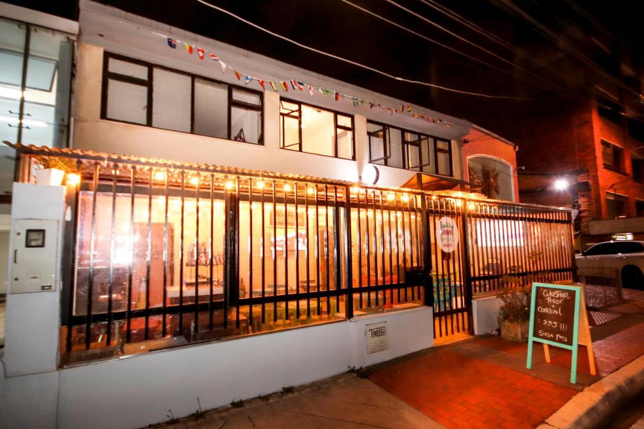 Urbana Hostel Bogota Ngoại thất bức ảnh