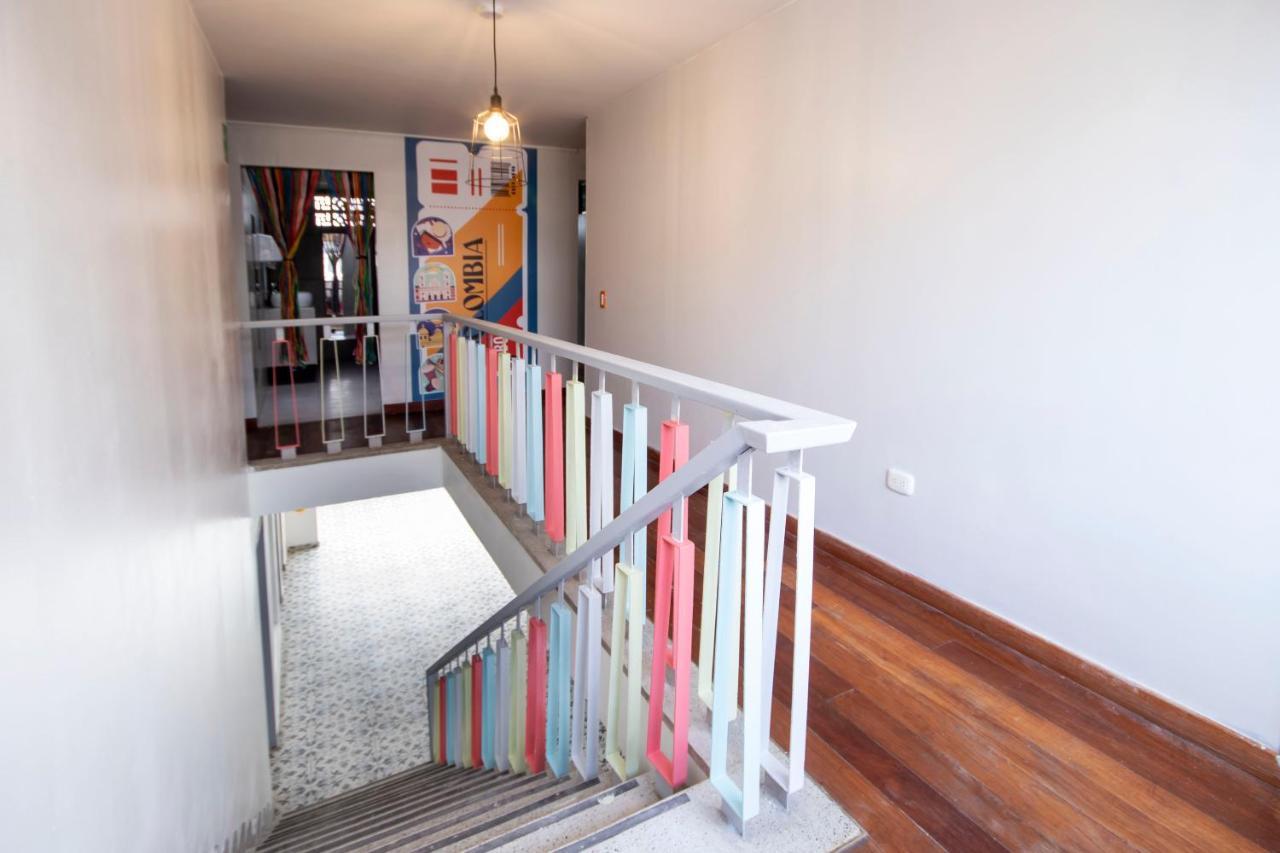 Urbana Hostel Bogota Ngoại thất bức ảnh
