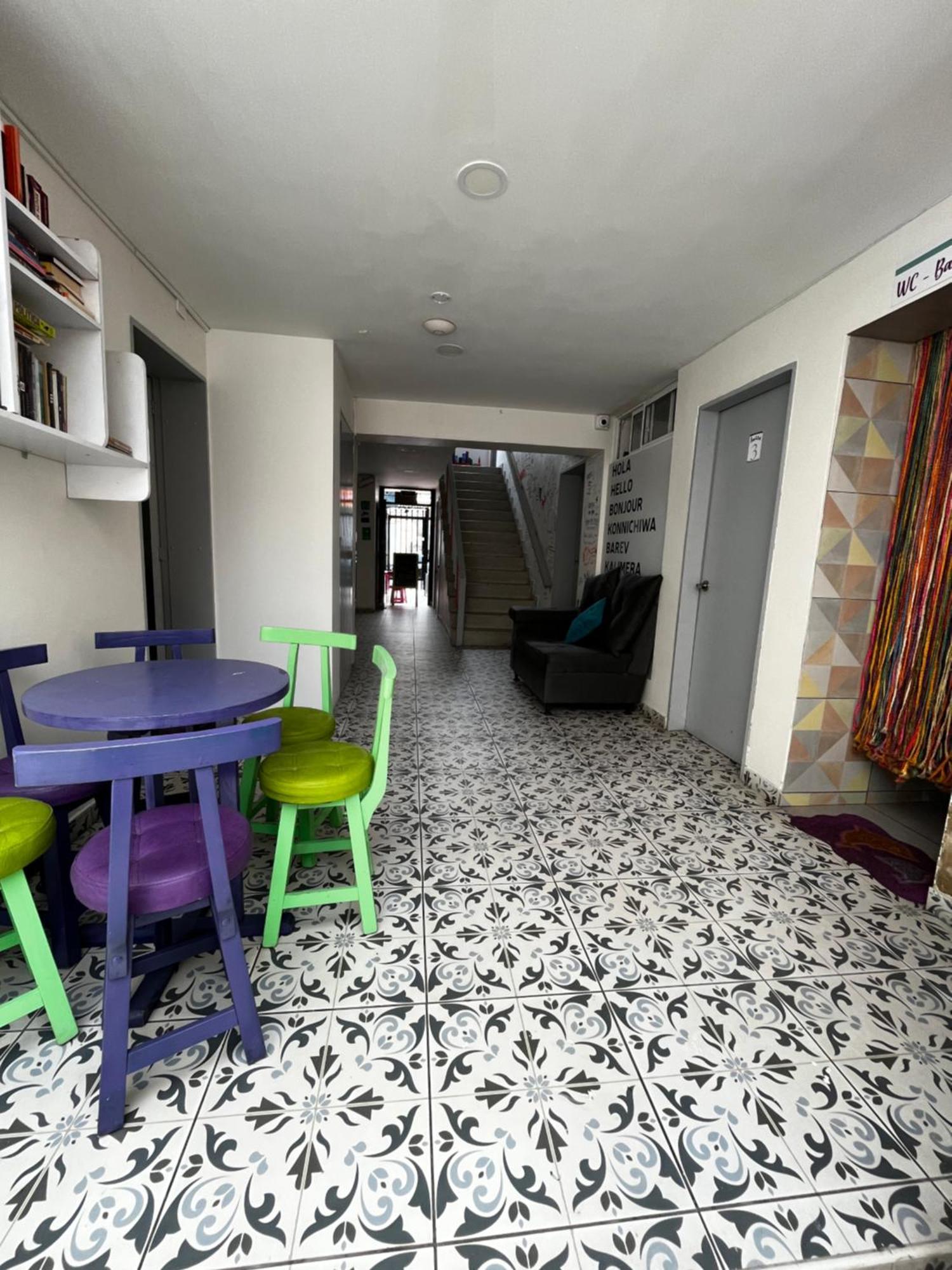 Urbana Hostel Bogota Ngoại thất bức ảnh