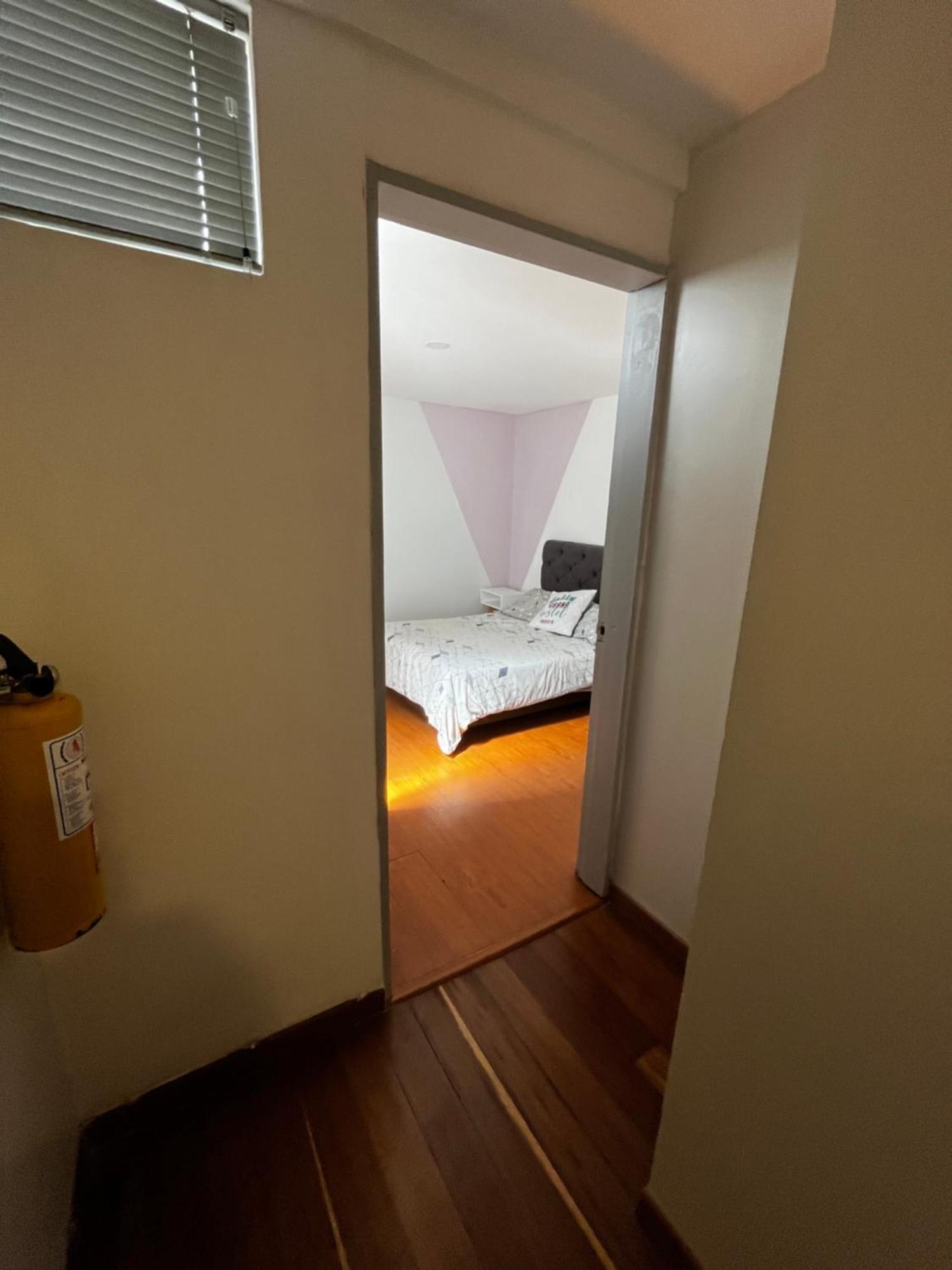Urbana Hostel Bogota Ngoại thất bức ảnh